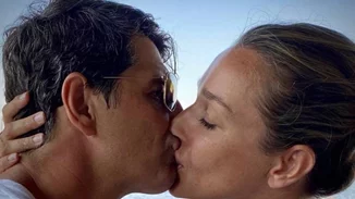 Κάτια Ζυγούλη | Οι ευχές από τον Σάκη Ρουβά για τη γιορτή της, το φιλί και οι ρομαντικές φωτογραφίες