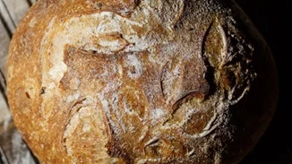 Η συνταγή για το πιο νόστιμο σπιτικό ψωμί