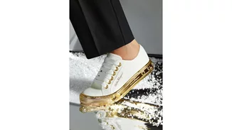 Unwrapping Joy | Η νέα συλλογή Holiday 2020 του οίκου Ferragamo