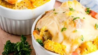 Σουφλέ με κολοκυθάκια και ζαμπόν γαλοπούλας