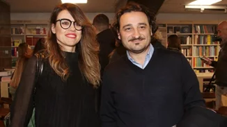 "Ο Βασίλης με στήριξε με γενναιότητα" | Δάκρυσε ο Χαραλαμπόπουλος με τα λόγια της συζύγου του