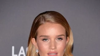 Rosie-Huntington Whiteley | To natural look της πριν το lockdown