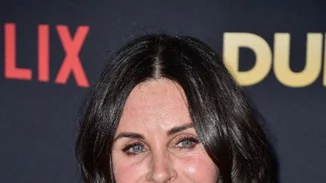 Courteney Cox | Η φωτογραφία με τα φρύδια της που έγινε viral