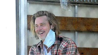 Ο Brad Pitt μοιράζει τρόφιμα σε ευάλωτες κοινωνικές ομάδες