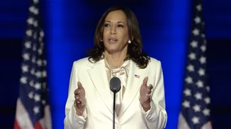 H Kamala Harris έγινε η πρώτη γυναίκα πρόεδρος των ΗΠΑ
