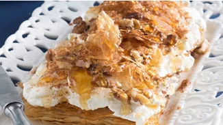 Cheesecake με γεύση μπακλαβά