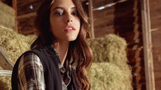 Black Friday: Εδώ θα βρεις τις πιο απίστευτες προσφορές σε μπλούζες και παντελόνια για το χειμώνα