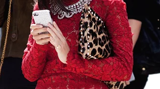 Festive Accessories | Τα 12 πιο εορταστικά fashiom items για φέτος