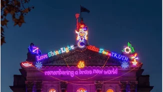 «Remembering a Brave New World» στην πρόσοψη της Tate Britain