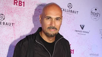 Δημήτρης Σκουλός | Τα πρώτα πλάνα από τη συμμετοχή του στο πολωνικό Next Top Model (vid)