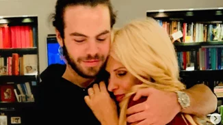 "Μα ποτέ πέρασαν 18 χρόνια;" | Η τρυφερή φωτογραφία της Ελένης Μενεγάκη για τα γενέθλια του Άγγελου