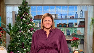 Το φόρεμα από τα Zara που θα λατρέψουν οι γυναίκες με καμπύλες - Κομψό και στιλάτο, το φόρεσε η Δανάη Μπάρκα