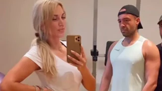 Κωνσταντίνα Σπυροπούλου | Με LBD στο σπιτικό δείπνο με τον Βασίλη Σταθοκωστόπουλο (pics)