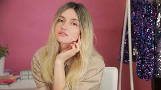 Η Janna Sireac μάς δείχνει πώς να αντιγράψουμε τα αγαπημένα χτενίσματα των fashion girls