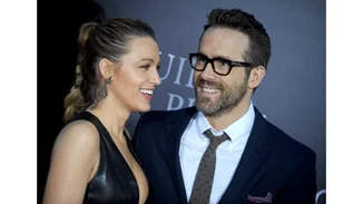 Ryan Reynolds | Τα διαφορετικά Χριστούγεννα της οικογένειάς του