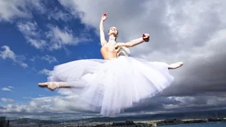 Virtual art tours στο Athens Capital Hotel-MGallery Collection