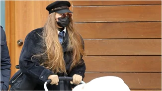 Gigi Hadid | Αναβάθμισε το look της με το πιο hot right now αξεσουάρ