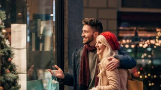 Από τη Δευτέρα ανοικτά τα καταστήματα λιανικής πώλησης εποχικών ειδών