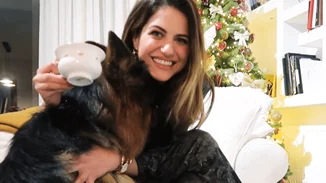 Dressed up and nowhere to go | Πώς να προετοιμαστείς για έξοδο...στο σαλόνι