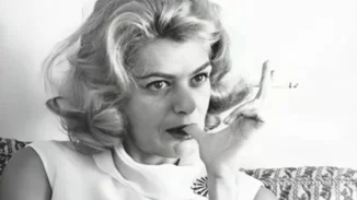 Η Κάτια Δανδουλάκη μιλάει για το μεγαλείο της προσωπικότητας της Μελίνας Μερκούρη.