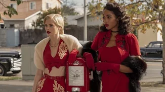 Οι καλύτερες fashion στιγμές σε σειρές που είδαμε το 2020