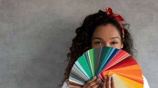 Pantone | Τα χρώματα που διαλέγει για το 2021 είναι δύο