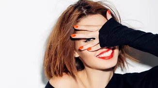 Τα χρώματα νυχιών που επιλέγουν αυτήν την στιγμή οι πιο ενημερωμένες fashionistas