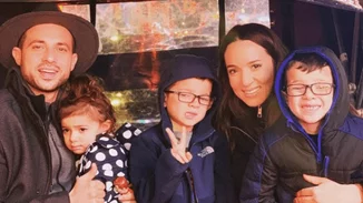 Καλομοίρα Σαράντη - Γιώργος Μπούσαλης | Τα δίδυμα αγόρια τους έγιναν 8 ετών - Οι τρυφερές ευχές για τα γενέθλιά τους