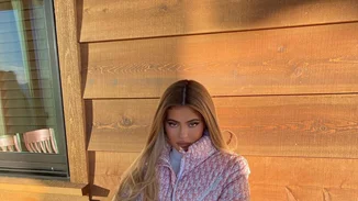 H Kylie Jenner φόρεσε πιο ενδιαφέρον πανωφόρι του χειμώνα | Cool και vintage