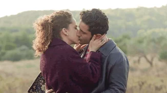 Άγριες Μέλισσες - spoiler | Παράνομα ζευγάρια και ερωτικά τρίγωνα στο Διαφάνι