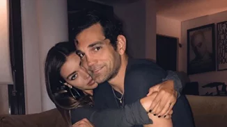 Όλγα Φαρμάκη - Σταύρος Μαντόπουλος | Φωτογραφίες από το cozy σπίτι του ζευγαριού