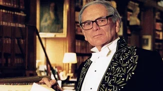 Pierre Cardin | Μια φωτογραφική αναδρομή στη ζωή του εμβληματικού σχεδιαστή