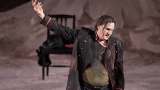 Άκης Σακελλαρίου | Τη μια μέρα ήμουν σε παράσταση και την επόμενη σε κώμα