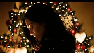 Κρυσταλλία Ρήγα | Ποζάρει με γυμνή φουσκωμένη κοιλίτσα στον φακό του συζύγου της