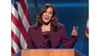 Kamala Harris | Οι ανιψιές της αντέγραψαν look της από το παρελθόν στην ορκωμοσία