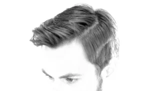 Ο Νίκος Κούλης είναι ο κοσμηματοποιός που μας κάνει περήφανους στο εξωτερικό