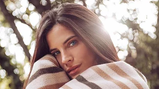 Χριστίνα Μπόμπα | Τα άνετα αλλά stylish outfits που προτιμά στην πρώτη της εγκυμοσύνη