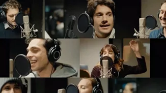 Οι Έλληνες ηθοποιοί καλωσορίζουν το 2021 τραγουδώντας "I will survive" (vid)