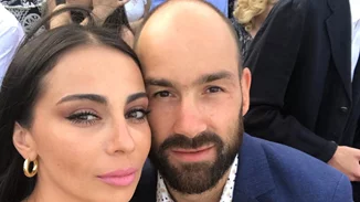 Ολυμπία Χοψονίδου-Βασίλης Σπανούλης | Το βίντεο με την κόρη τους να κάνει τα πρώτα της βήματα