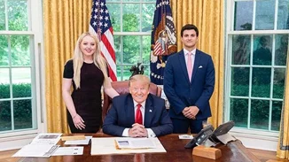 Tiffany Trump | Η 27χρονη κόρη του Donald Trump αρραβωνιάστηκε με τον δισεκατομμυριούχο κληρονόμο Michael Boulos