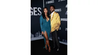 Η σύζυγος του Chadwick Boseman τίμησε τον αείμνηστο ηθοποιό στα βραβεία Gotham