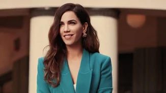 Κατερίνα Στικούδη | Φόρεσε το κοστούμι που θα σε κάνει να ανυπομονείς για την επιστροφή στο γραφείο