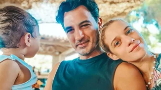 Τζένη Θεωνά-Δήμος Αναστασιάδης | Ο λόγος που ανέβαλαν τον γάμο και τη βάφτιση του παιδιού τους