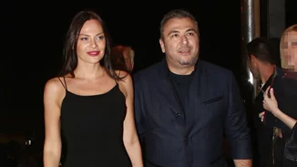 «Ο βασιλιάς μου» | Έτσι ευχήθηκε η Υβόννη Μπόσνιακ στον Αντώνη Ρέμο για τη γιορτή του