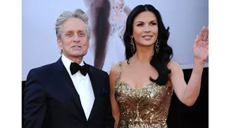 Catherine Zeta Jones - Michael Douglas | Η εξωτική Πρωτοχρονιά τους στην Καραϊβική