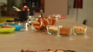 Τούρτα σοκολάτας με μόνο 4 υλικά | Το πιο εντυπωσιακό και εύκολο επιδόρπιο