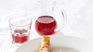 Κοτόπουλο με λιαστή ντομάτα και φέτα από τον Βασίλη Καλλίδη