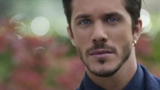 Στον Ευαγγελισμό με κορονοϊό ο ανεμβολίαστος Νίκος Οικονομόπουλος- Παρουσίασε επιδείνωση