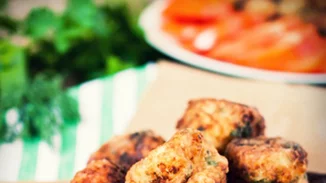 Μπακαλιαροκεφτέδες | Μια εναλλακτική συνταγή με μπακαλιάρο για την 25η Μαρτίου