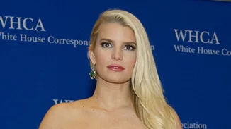 Jessica Simpson | Μόλις γέννησε το τρίτο της παιδάκι